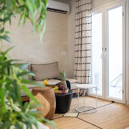 Terra Fos Naxos Studios Aparthotel 4*