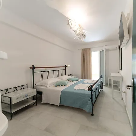 Hotel apartamentowy Terra Fos Naxos 3*