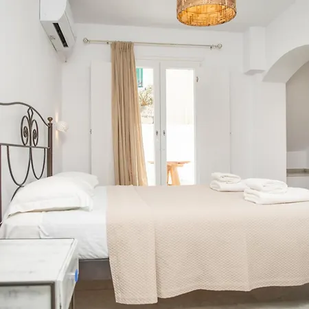 Terra Fos Naxos Lägenhetshotell 4*
