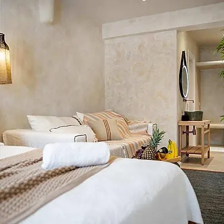 Terra Fos Naxos Aparthotel